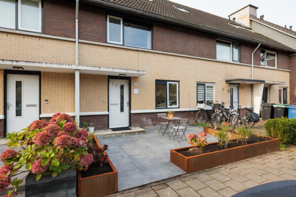 Almere – Anna Bijnsstraat 25
